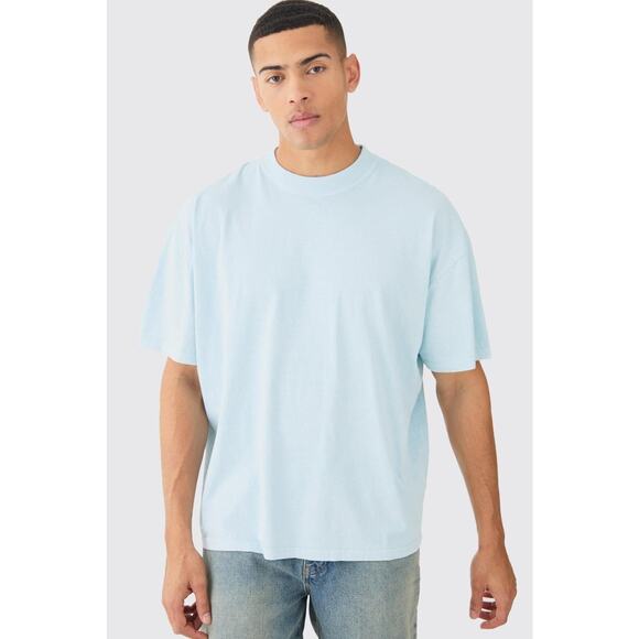 Boohoo Man Blue Oversized Pour Homme Space Short Sleeve T-shirt Size Small - Picture 1 of 6
